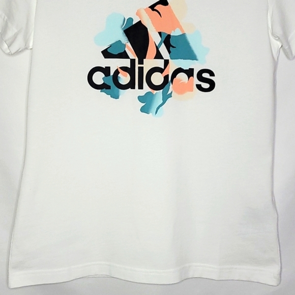 💰NWT! ADIDAS ▪︎ WOMEN'S WHITE T-SHIRT ▪︎ SIZE S - Picture 2 of 7